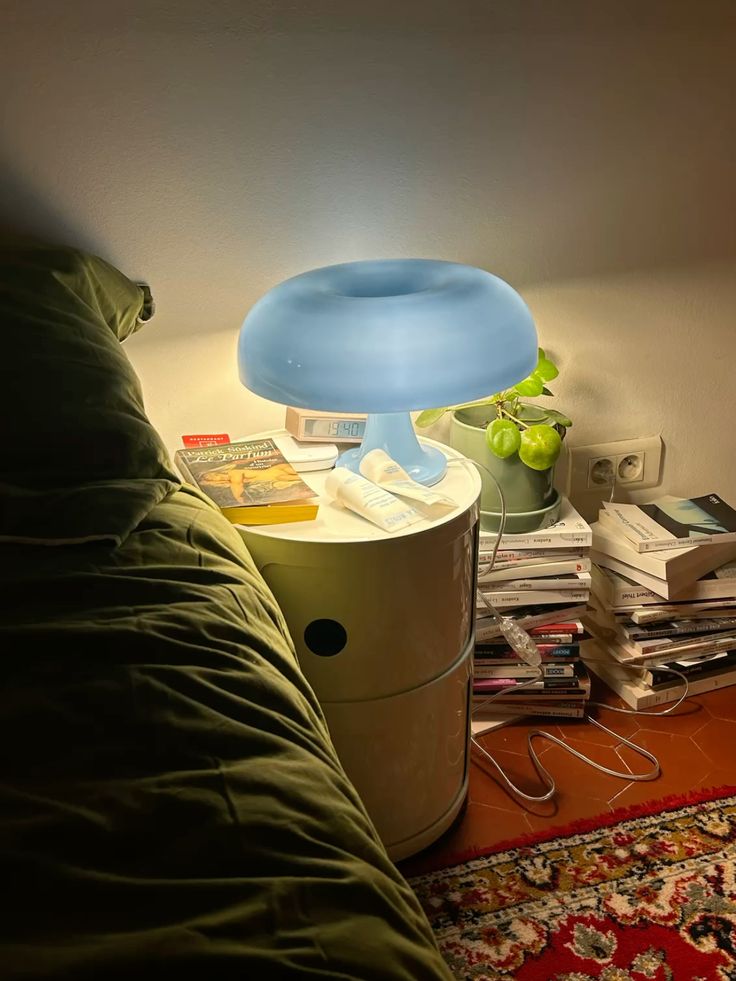 Tangerine Halo Mushroom Table Lamp